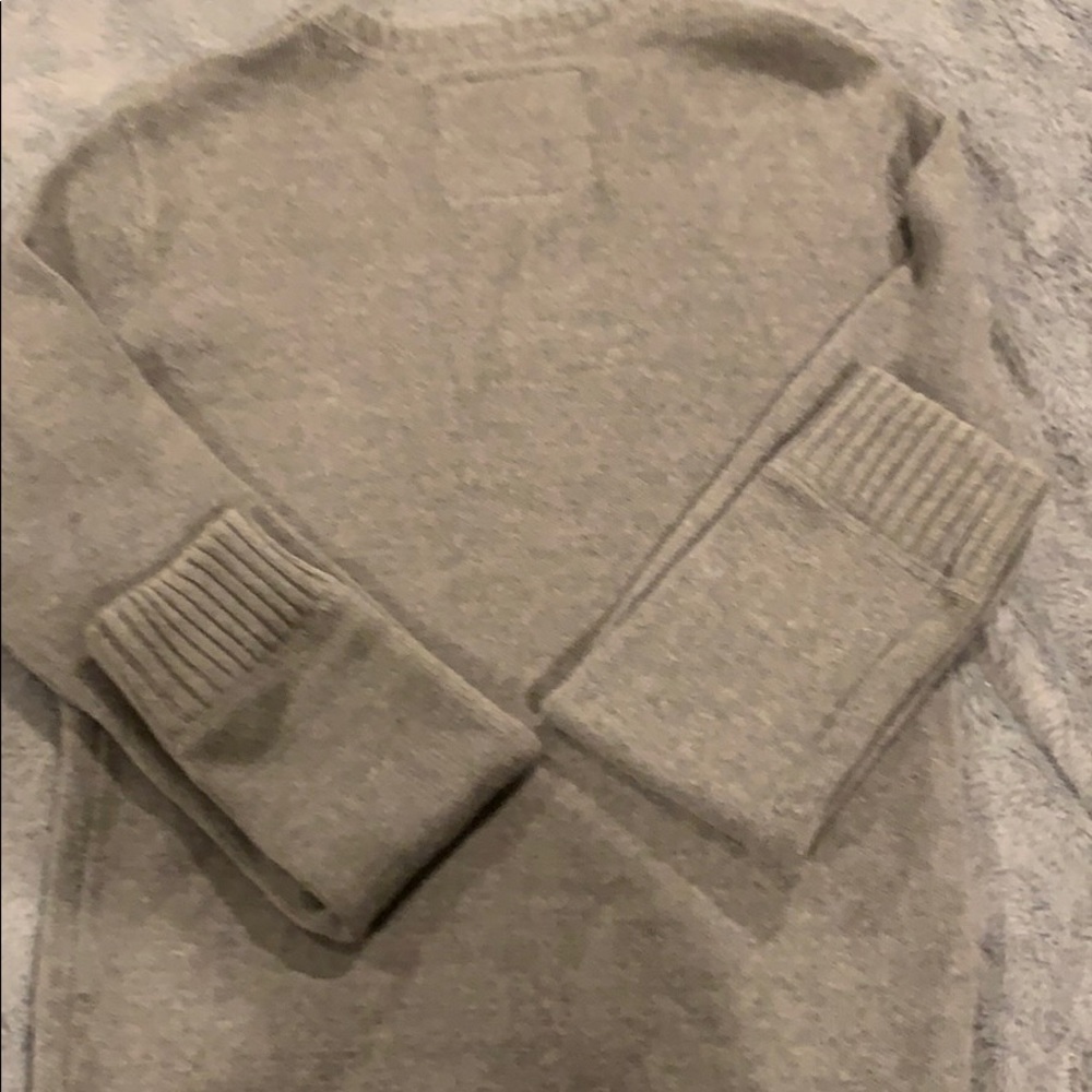 Sweater - Picture 4 of 4